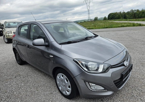 Hyundai i20 cena 17500 przebieg: 162213, rok produkcji 2014 z Książ Wielkopolski małe 37